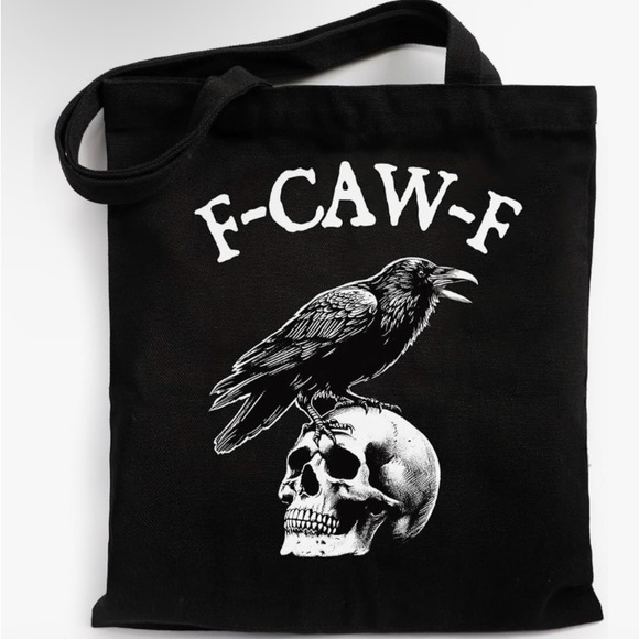 ⭐️GIVEAWAY⭐️ Black Skull and Raven Tote Bag - Picture 1 of 2